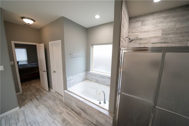 5730 Bella Donna Dr, Corpus Christi, TX 78414