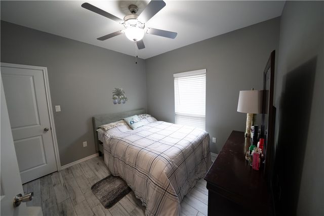 5730 Bella Donna Dr, Corpus Christi, TX 78414