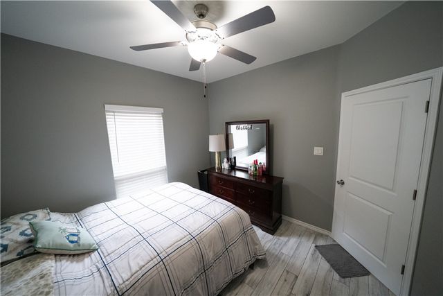 5730 Bella Donna Dr, Corpus Christi, TX 78414