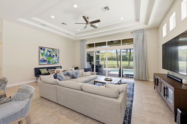 15881 Double Eagle Trail, Delray Beach, FL 33446