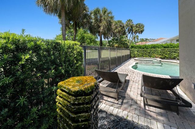15881 Double Eagle Trail, Delray Beach, FL 33446