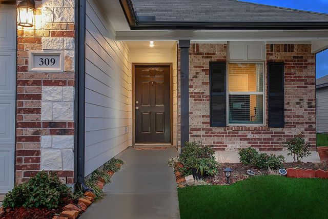 309 Cumberland Forest Drive, Magnolia, TX 77354