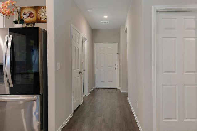 309 Cumberland Forest Drive, Magnolia, TX 77354