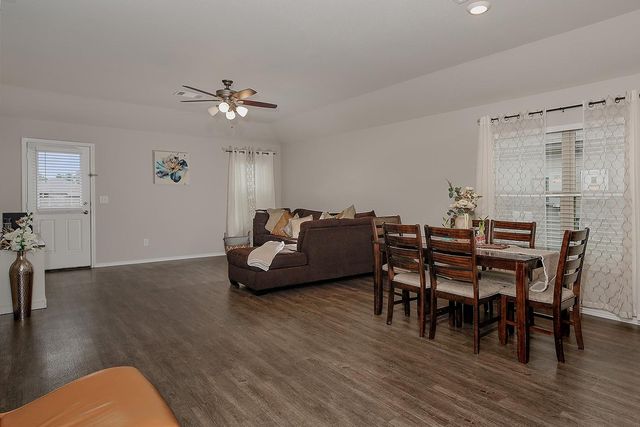 309 Cumberland Forest Drive, Magnolia, TX 77354