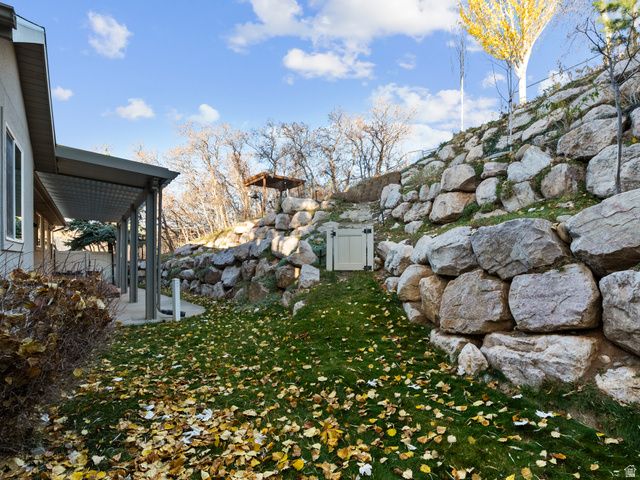 90 SCENIC HILLS CIR, North Salt Lake, UT 84054