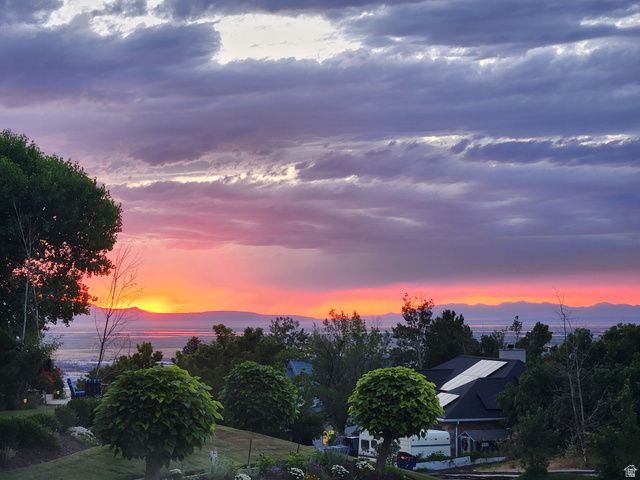 90 SCENIC HILLS CIR, North Salt Lake, UT 84054