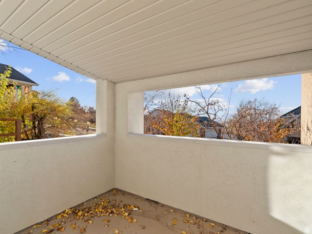 90 SCENIC HILLS CIR, North Salt Lake, UT 84054