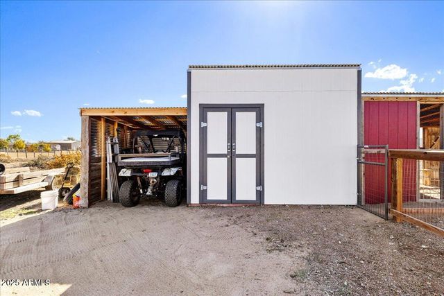 24617 N LAREDO Lane, Paulden, AZ 86334