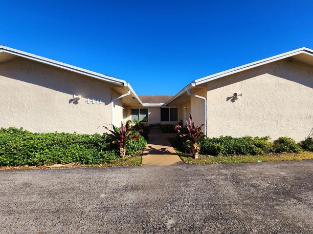 4471 SW 54th Court 1a-2b, Dania Beach, FL 33004