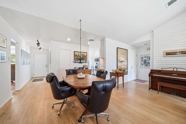 16327 Blackhawk Boulevard, Friendswood, TX 77546