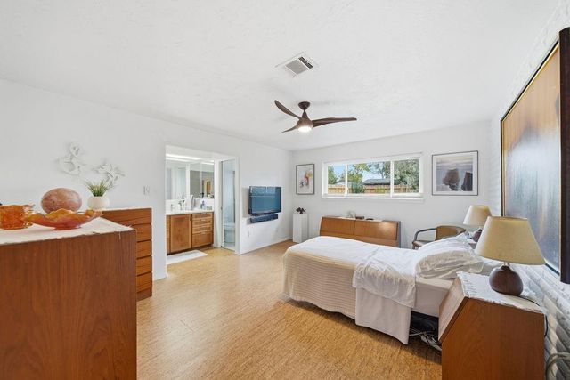 16327 Blackhawk Boulevard, Friendswood, TX 77546