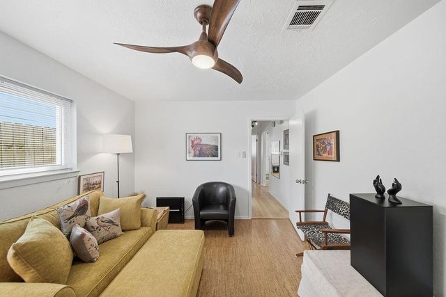 16327 Blackhawk Boulevard, Friendswood, TX 77546