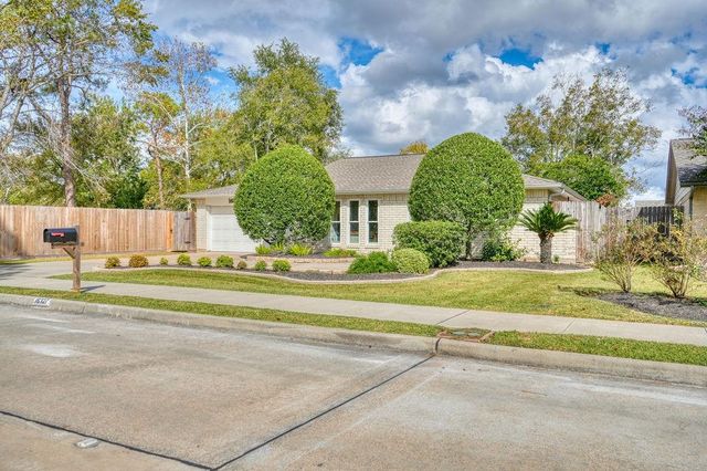 16327 Blackhawk Boulevard, Friendswood, TX 77546