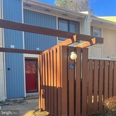 2250 SOUTHGATE SQ, Reston, VA 20191