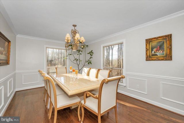 10101 LLOYD RD, Potomac, MD 20854