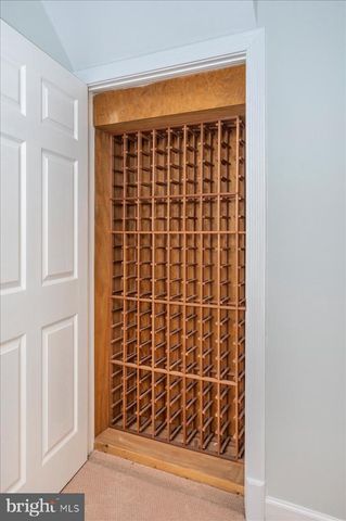 10101 LLOYD RD, Potomac, MD 20854