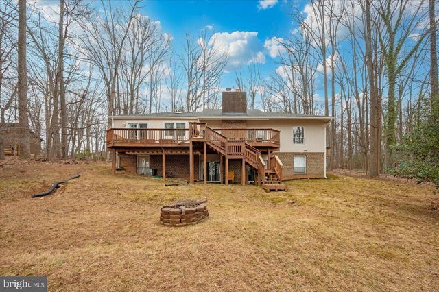 10101 LLOYD RD, Potomac, MD 20854