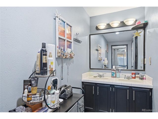 4768 Dover St, Wheat Ridge, CO 80033