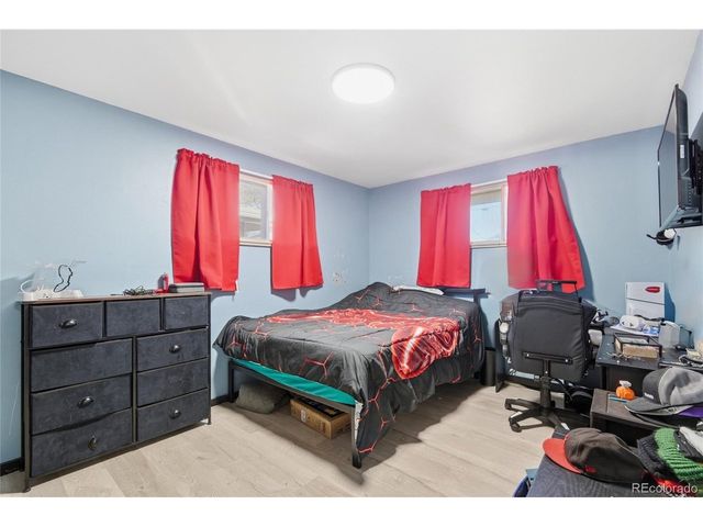 4768 Dover St, Wheat Ridge, CO 80033