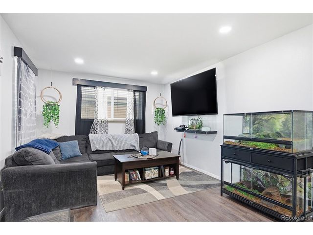 4768 Dover St, Wheat Ridge, CO 80033