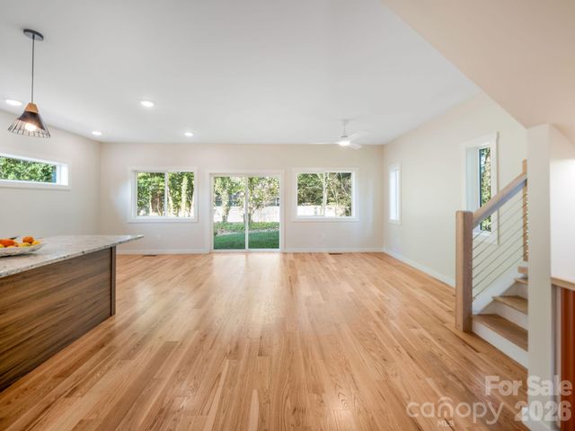 14 Da Vinci Court, Asheville, NC 28806