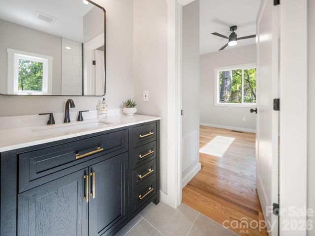14 Da Vinci Court, Asheville, NC 28806