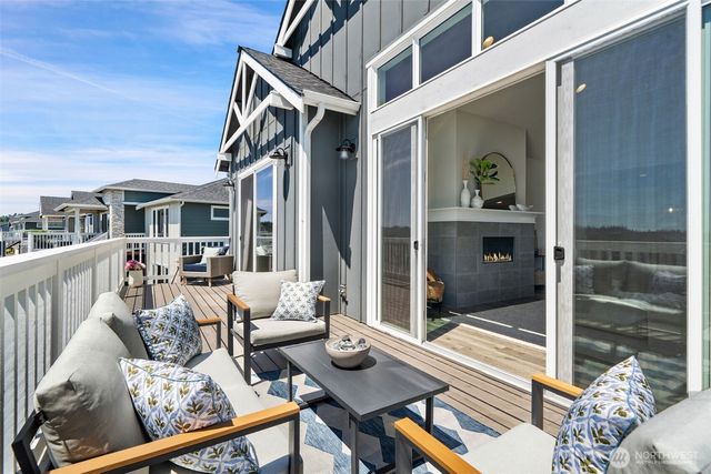 5416 Lonicera Drive, Blaine, WA 98230