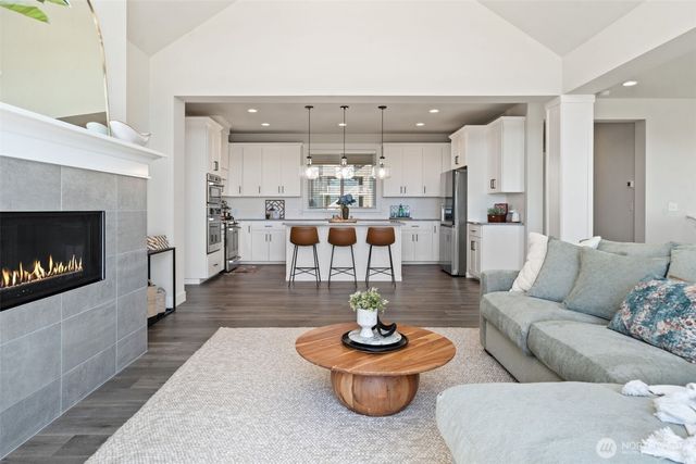 5416 Lonicera Drive, Blaine, WA 98230