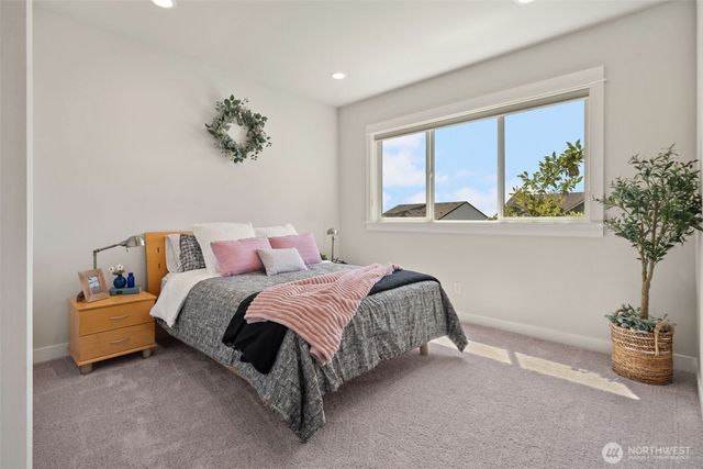 5416 Lonicera Drive, Blaine, WA 98230