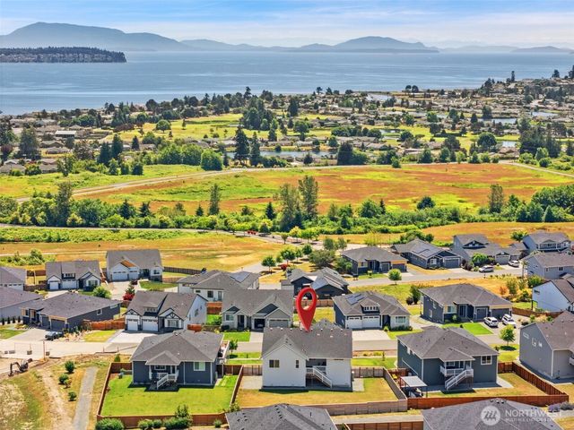 5416 Lonicera Drive, Blaine, WA 98230