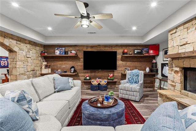 31 Brownson Court, Acworth, GA 30101