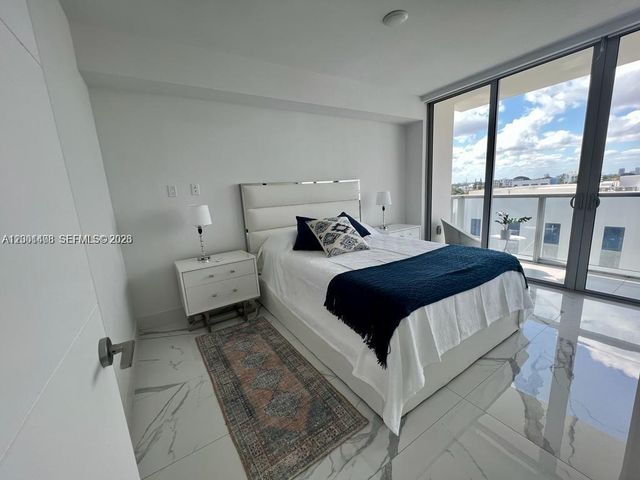 9521 E Bay Harbor Dr 801, Bay Harbor Islands, FL 33154