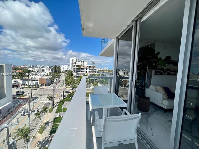 9521 E Bay Harbor Dr 801, Bay Harbor Islands, FL 33154