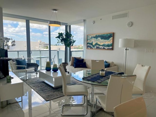 9521 E Bay Harbor Dr 801, Bay Harbor Islands, FL 33154