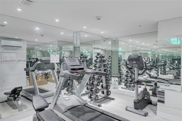 9521 E Bay Harbor Dr 801, Bay Harbor Islands, FL 33154