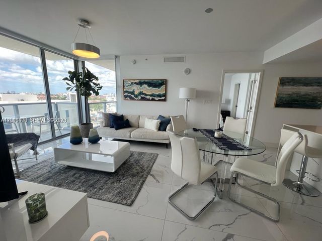 9521 E Bay Harbor Dr 801, Bay Harbor Islands, FL 33154