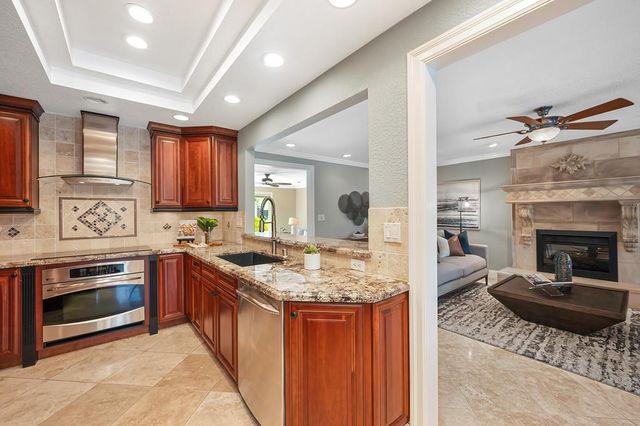 9317 Dovewood Ct, Orangevale, CA 95662