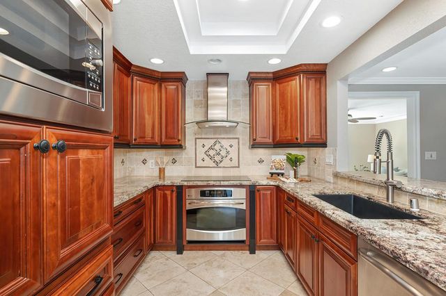 9317 Dovewood Ct, Orangevale, CA 95662