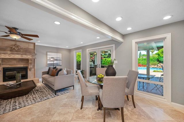 9317 Dovewood Ct, Orangevale, CA 95662