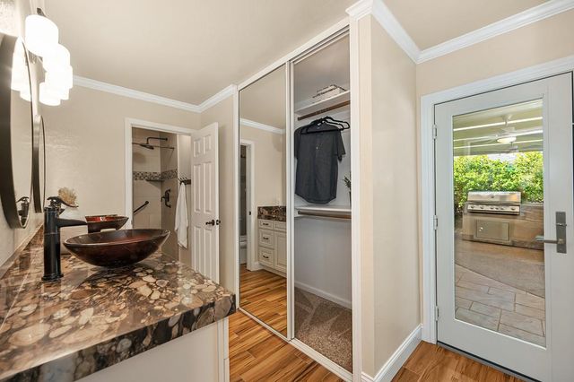 9317 Dovewood Ct, Orangevale, CA 95662