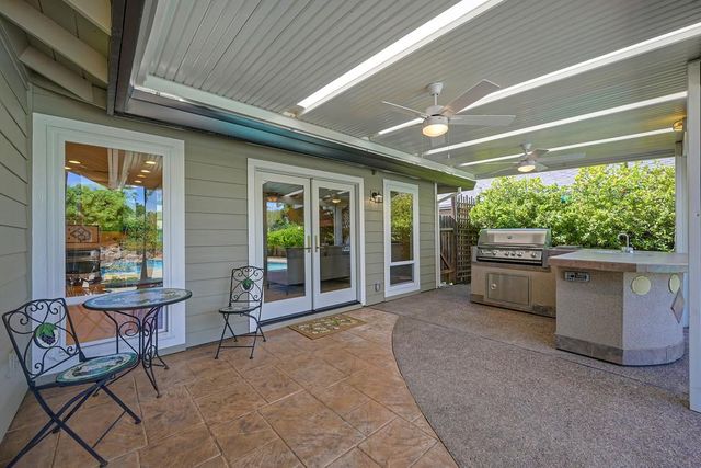 9317 Dovewood Ct, Orangevale, CA 95662