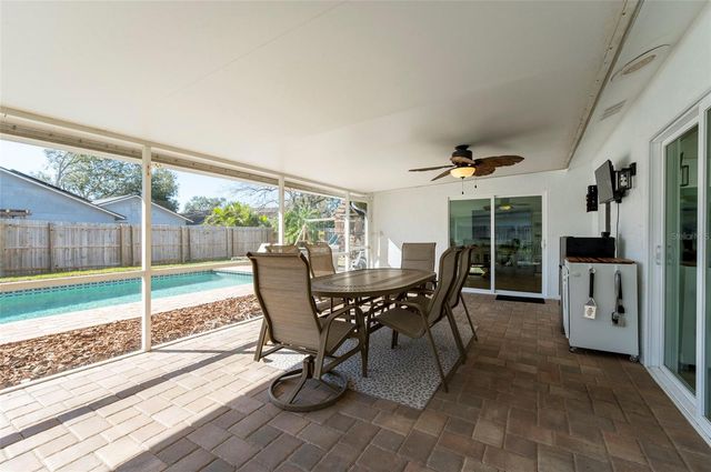 8194 124TH TERRACE, Largo, FL 33773