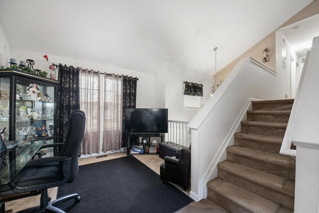 7197 Serenoa Drive, Reynoldsburg, OH 43068