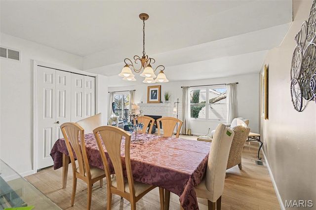 1554 Charlemont Drive, Chesterfield, MO 63017