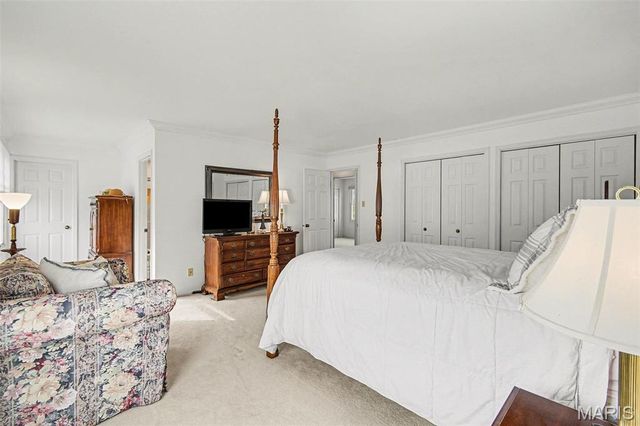 1554 Charlemont Drive, Chesterfield, MO 63017