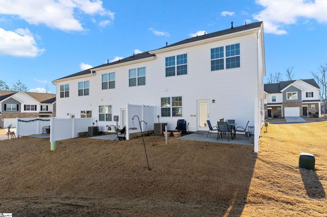 6 Loebner Lane, Simpsonville, SC 29680