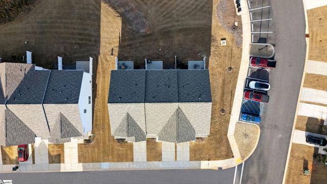 6 Loebner Lane, Simpsonville, SC 29680