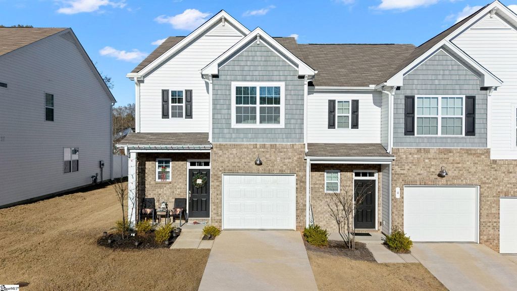 6 Loebner Lane, Simpsonville, SC 29680