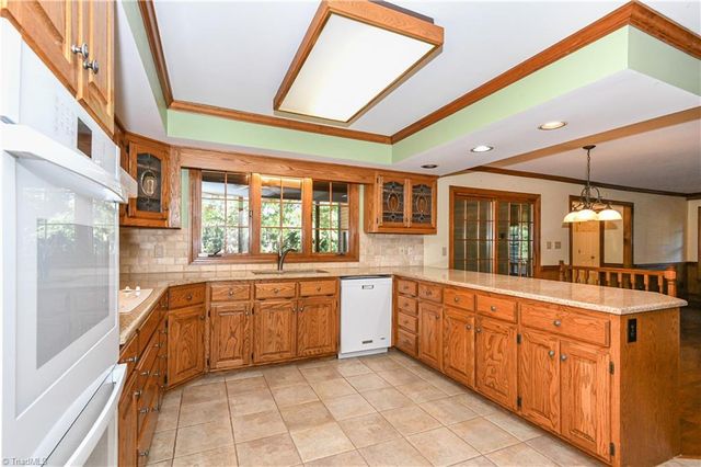 3406 Crosstimbers Drive, Greensboro, NC 27410