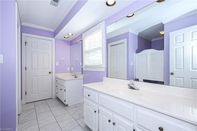 3406 Crosstimbers Drive, Greensboro, NC 27410